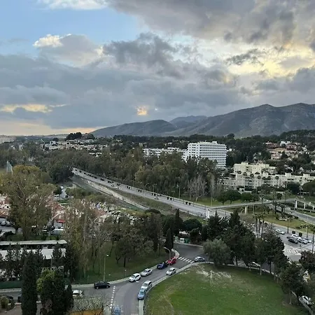 Acogedor Apartamento Con Vistas Al Mar Y Montana Torremolinos Exterior photo